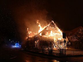 Artikelvorschaubild 22.01.2023 - Einsatz Überlandhilfe bei Gebäudebrand